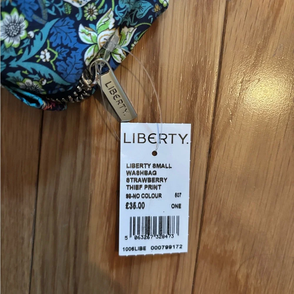 Liberty Cosmetics Case - Picture 2 of 3